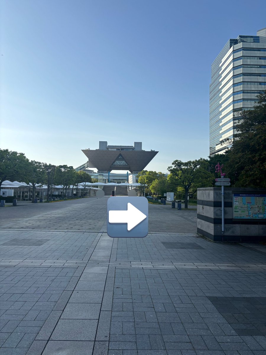 コスブー tweet media