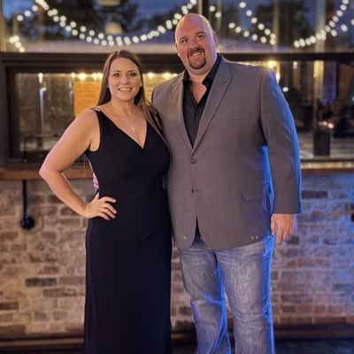 JonesSellsHomes's tweet photo. #NewProfilePic https://t.co/S6m6HOJrCJ