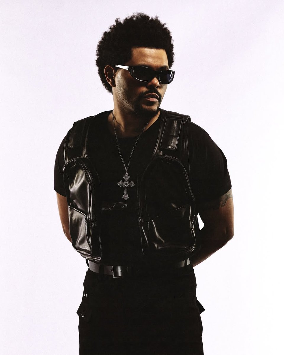 stargirlland's tweet photo. The Weeknd who can do NO wrong https://t.co/x7xppFFbyw
