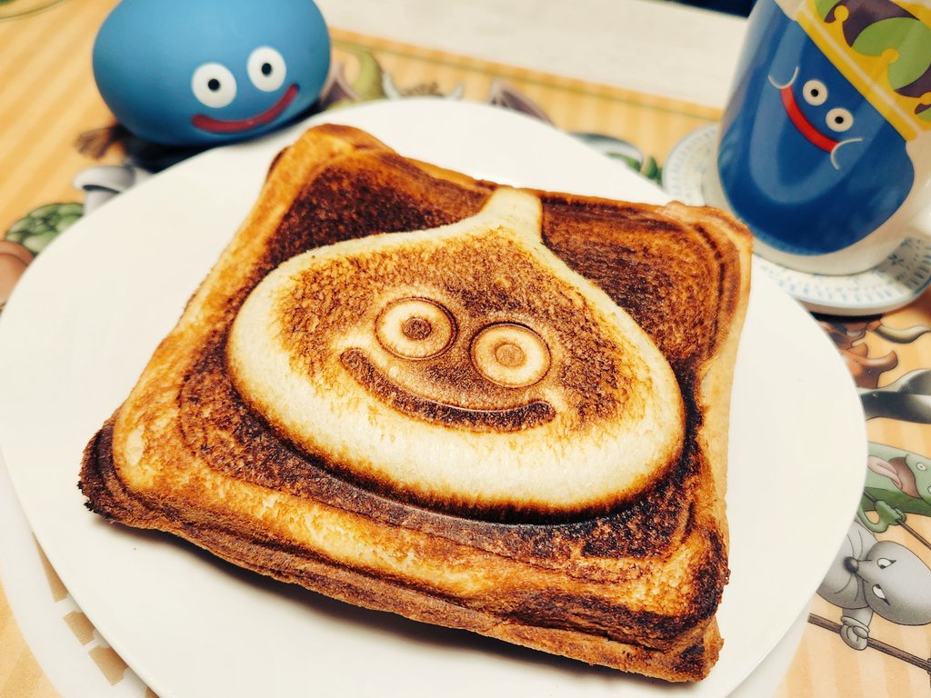 ツシケン tweet media