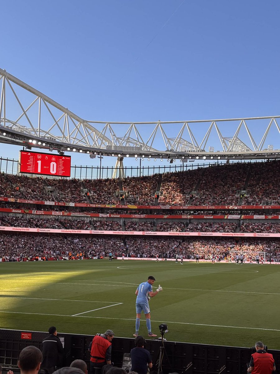 SedgefieldMags's tweet photo. Arsenal away #nufc #sedgefieldmags  #hwtl https://t.co/J5tHHbMoxR