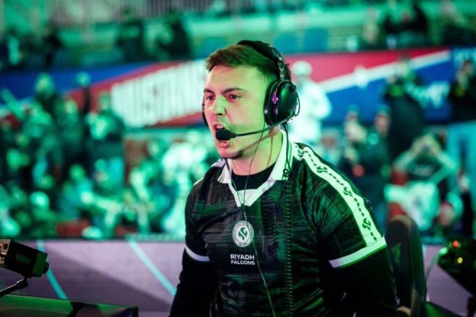 FALCONCDL's tweet photo. Still got full faith in you lot, no doubt, this loss? forget that shit, lock in on the league, it’s still yours, go run through every team like you did at the start 🦅💚.

There’s a beast in every one of you, wake that mf up and let it loose.
@Pred @Exnid_ @KiSMET6_ @Cellium https://t.co/JMNQSiqFTe