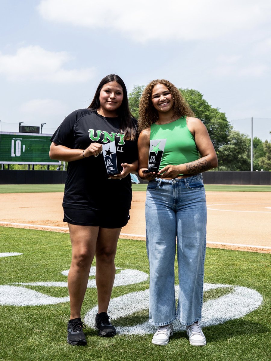 MeanGreenSB's tweet image. Alumna Kailyn Bearpaw and Cierra Simon returned to Lovelace Stadium to accept their 2025 First Team All-American Conference awards!! Congratulations and thank you for the legacy you have helped build!

#GMG 🟢🦅
