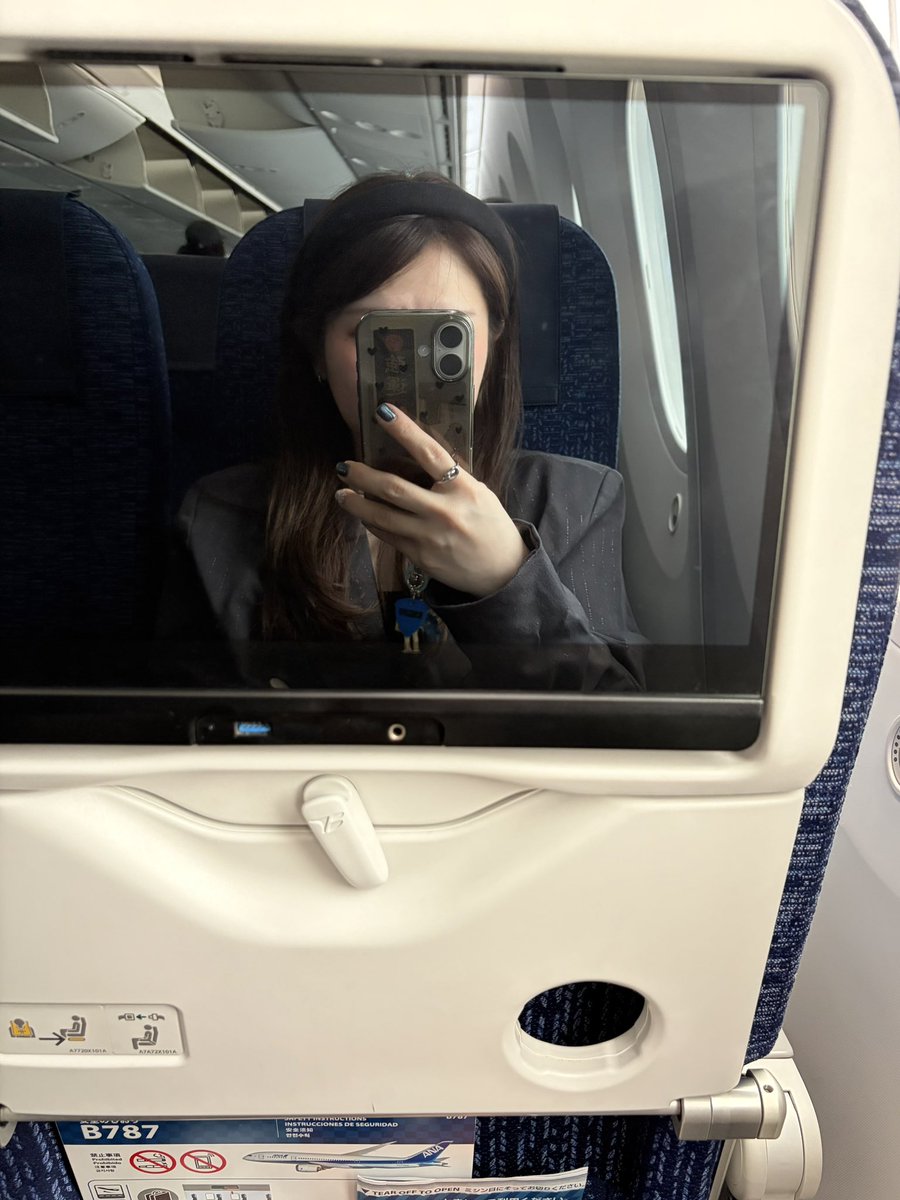 tzzz_c14's tweet photo. 出発するよー！✈️
忘れもの多すぎて大変^_^
今日はI can't stop meの衣装風で参戦です🙂‍↕️
会場入りのときもツイートします😌 https://t.co/9A6328qK3b