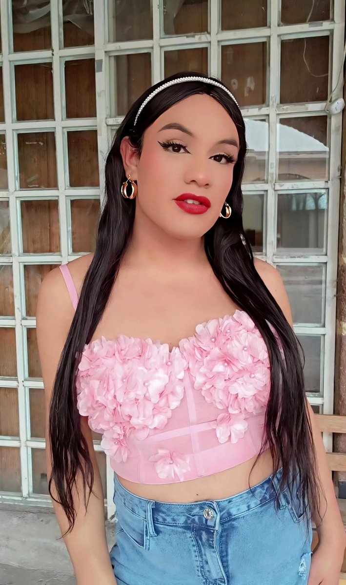 Mia Valtierra tweet media