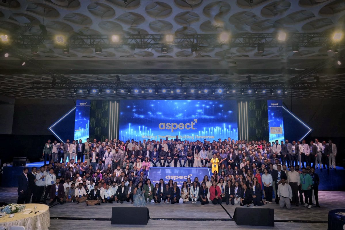 Aspect tweet media