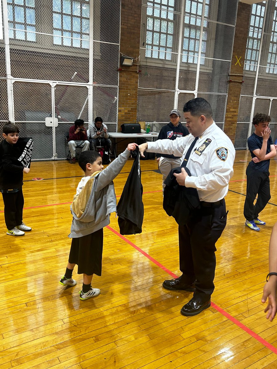 NYPD 33rd Precinct tweet media