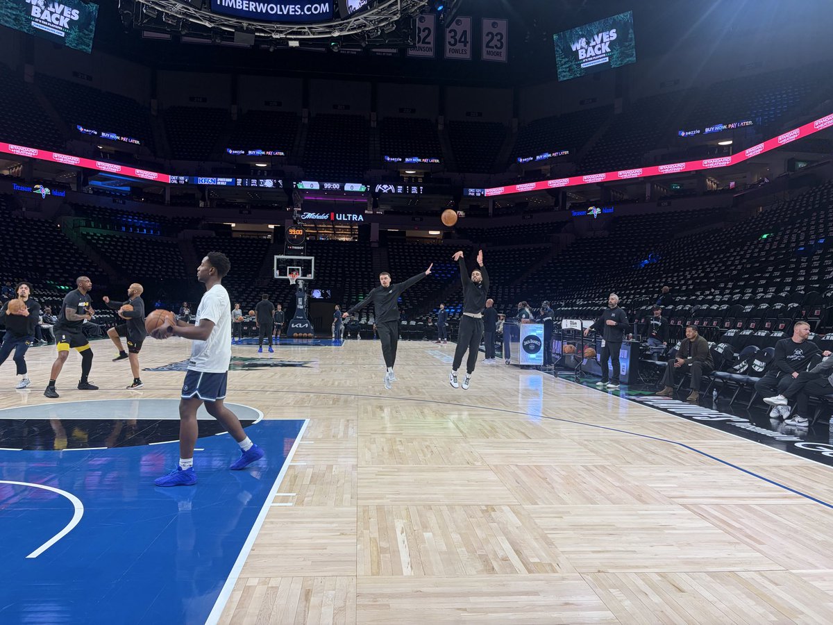 DWolfsonKSTP's tweet image. Among luminaries joining us at Target Center for Game 4 tonight: Hall of Famer and #MNTwins legend Joe Mauer and NY Giants RB Tyrone Tracy (brother Javon is WR for #Gophers). #Wolves #TakeRoot #Nuggets