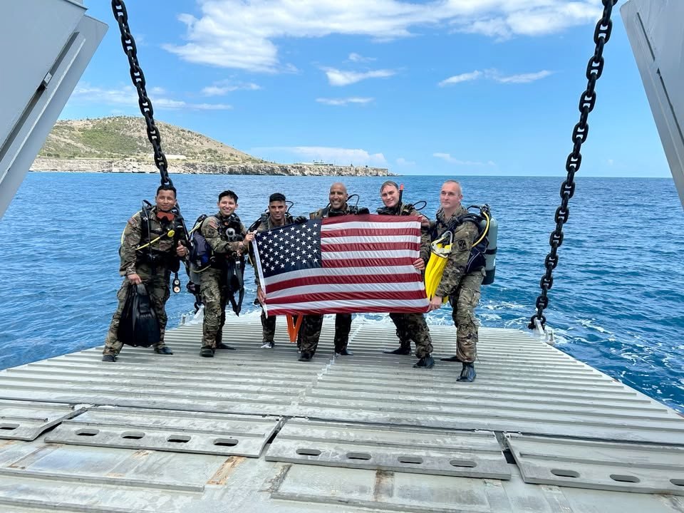 U.S Army WTF! moments tweet media