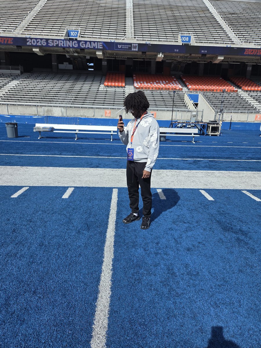 JordanNoelKC's tweet image. Thank you to @BroncoSportsFB @CoachTB02 and @LandanYount for having me and my family out for Junior day and the spring game! Had a great time. Cant wait to come back very soon!! 🔵🟠
#blueskies
#builtdifferent
@247Sports
@AGEDITS32 
@AndrewNemec 
@sixstarfootball 
@BrandonHuffman