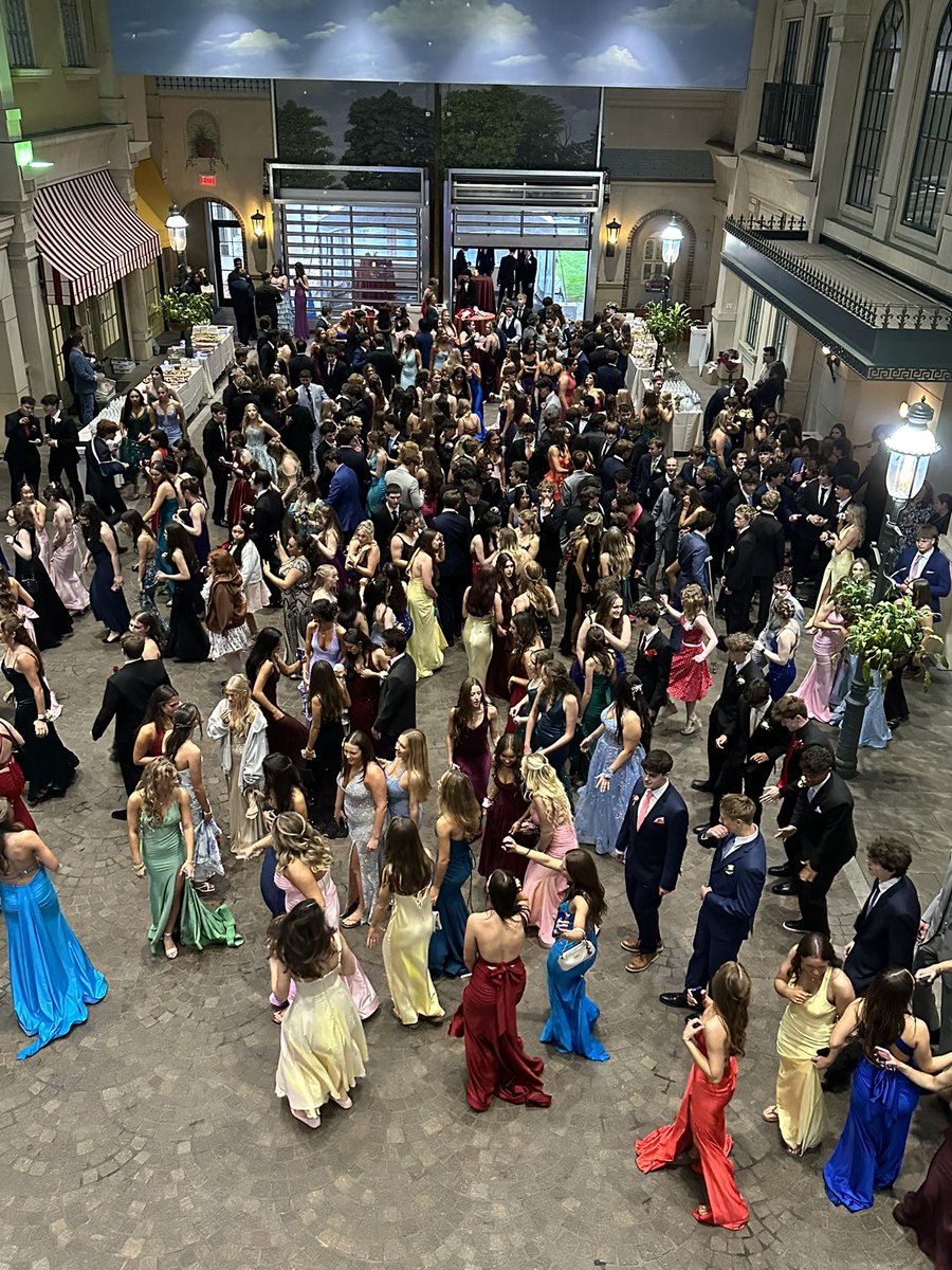 chad_watters's tweet photo. It’s wet and cold outside but jumping inside at CB East’s Jr Prom!  Love this venue!! https://t.co/O0JXCi1wBn