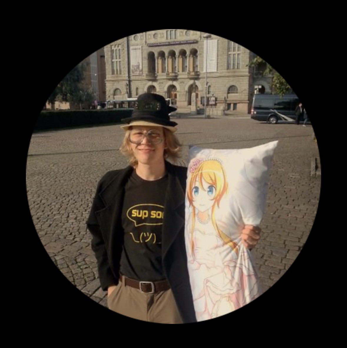 Aunty FaQ tweet media