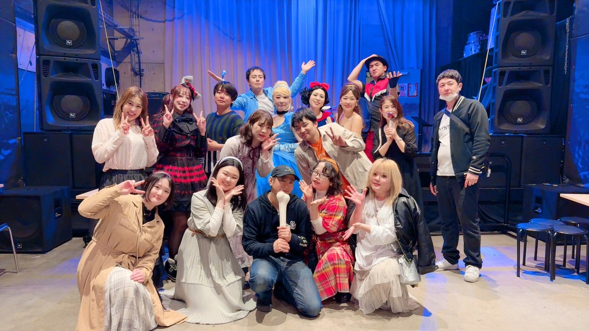 atayaichiyo's tweet photo. #宙キャンLP
ご来場頂いた皆様誠にありがとうございました。僕にとって今回のイベントは、この劇団面白いよ、こんな素敵な歌い手さんいるよ、このライブハウスいいでしょ、という、僕周りの素敵なモノを自慢するような内容でした。皆様が新しい「好き」をひとつでも持って帰ってくれていたらいいなー https://t.co/55vZJp70DU