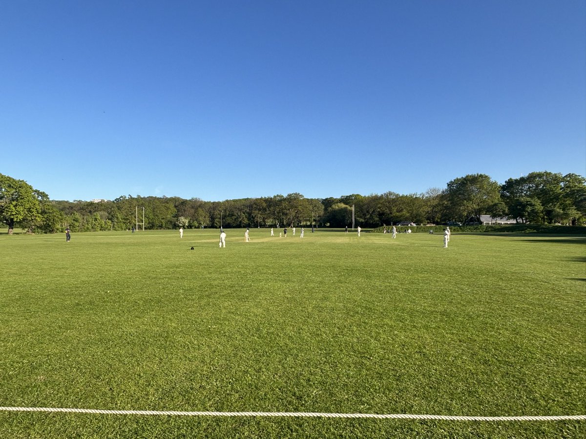 GerriPeev's tweet image. Perfect day to watch some school cricket. But just 90 minutes after this was taken, son was with pals when they were surrounded and one got mugged after being punched. Scene of crime was Derwent Grove and East Dulwich Grove in SE22 at around 7.45pm.