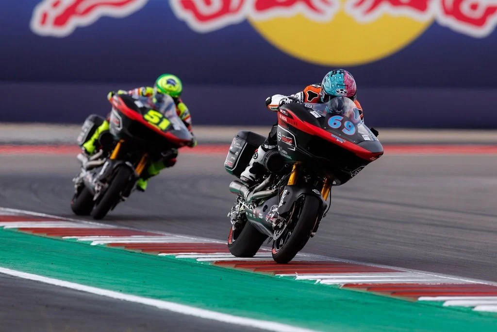 Rob Brooks tweet media