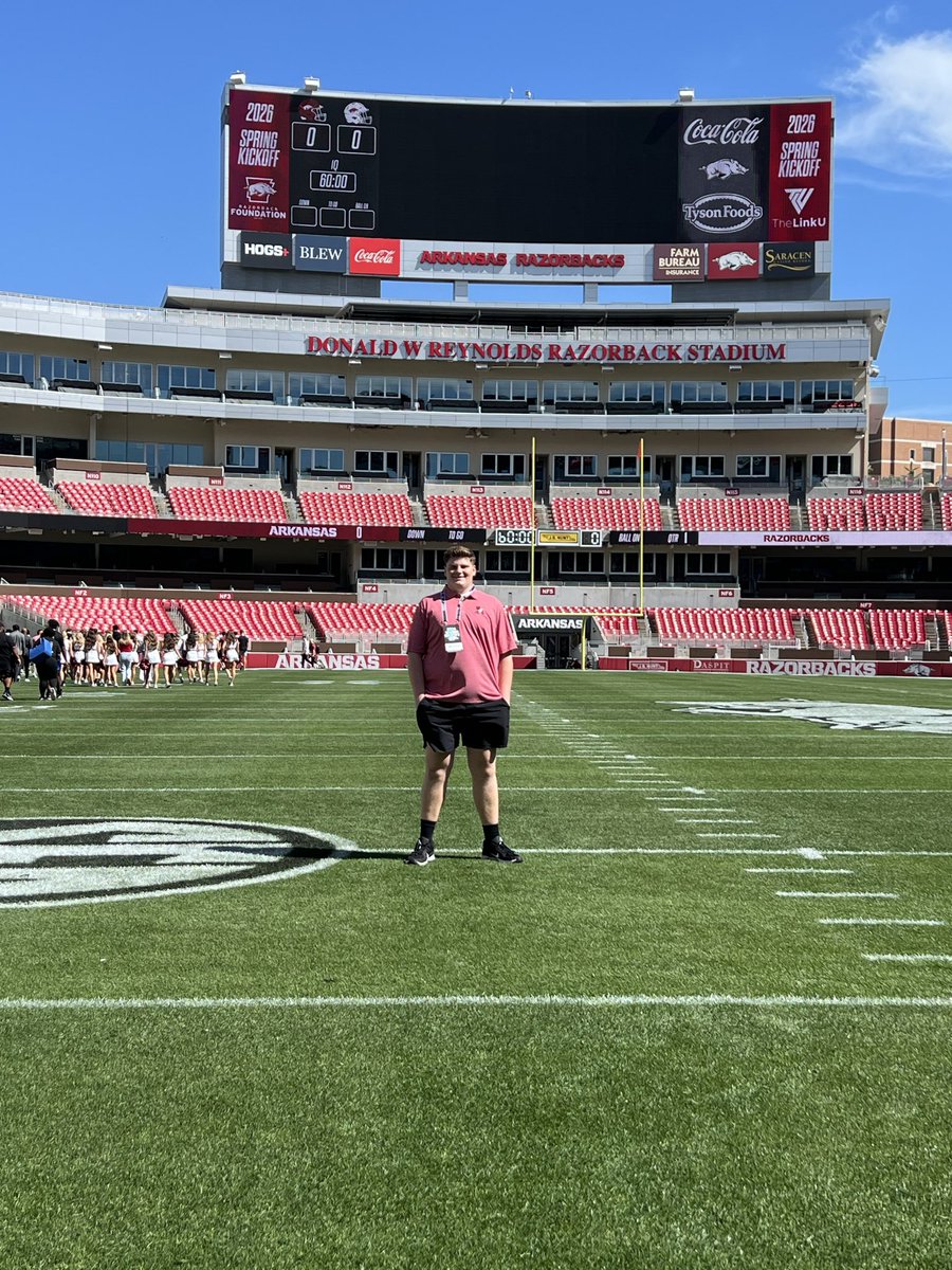 CastlingColby's tweet photo. Had a great time watching the spring game today!! Fun seeing @RazorbackFB getting after it‼️#ALLIN #WPS #OLINE 
@SouthsideMavsFB 
@Coach_Dameron 
@RSilverfield 
@Coach__Myers 
@mjohnson7672 
@CoachBreyCook 
@Coach_JParker54 https://t.co/rcwOEmMT2z