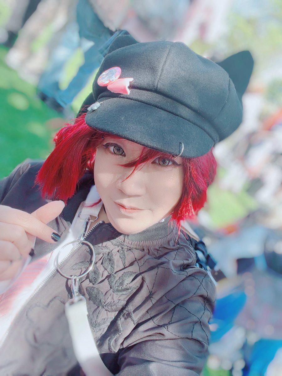 Kiby_ELLA's tweet image. I can make your v2 in a week. 

You can actually see some of all the hand embroidery I did. 

#CendArt