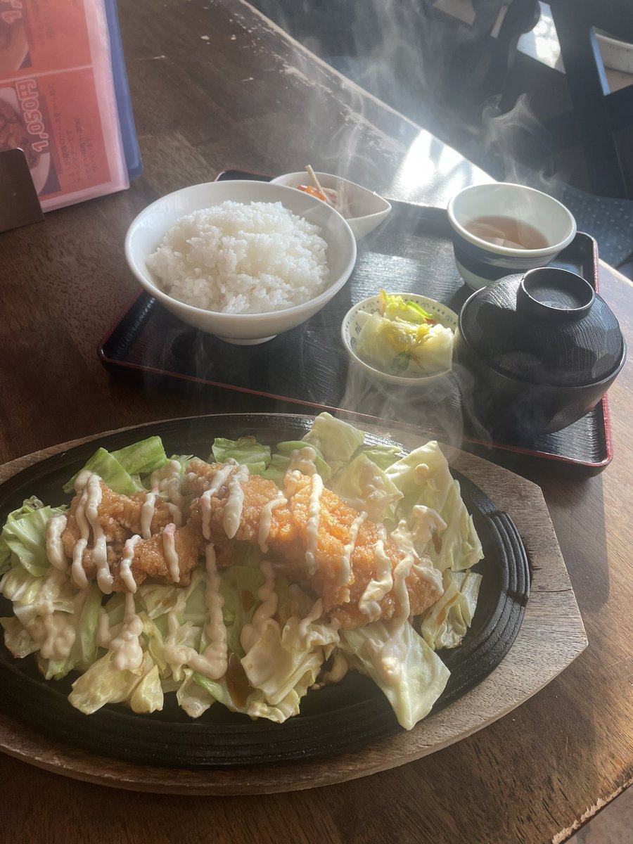 ファミリーレストラン若鶴 tweet media