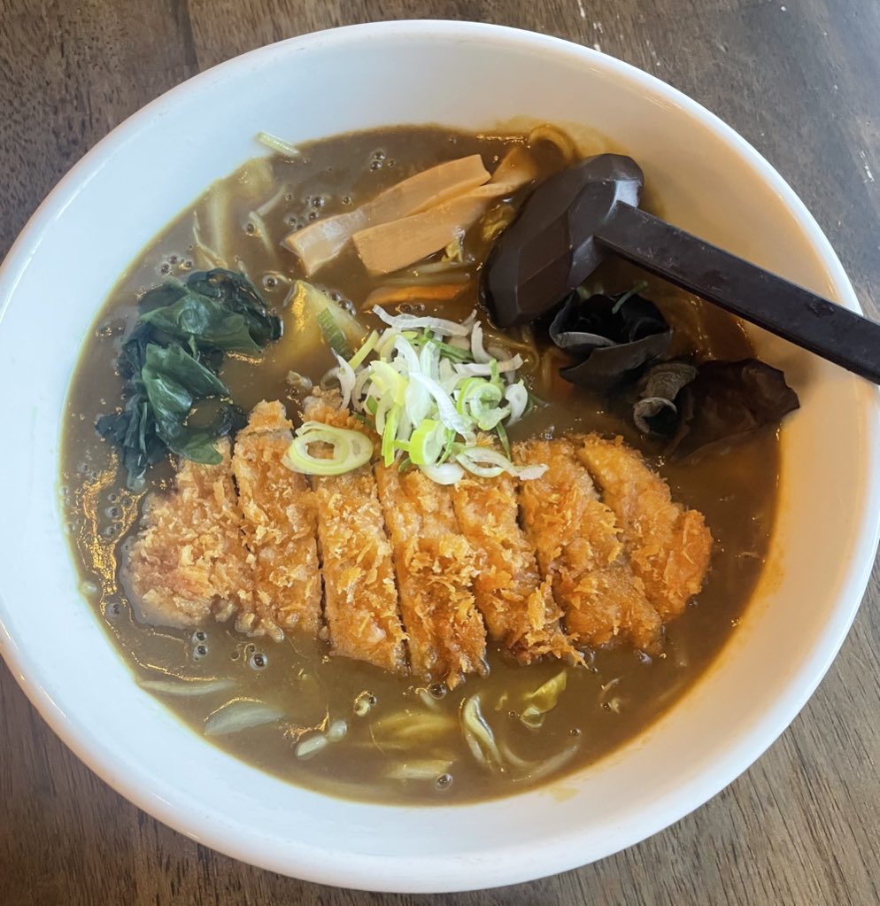 ファミリーレストラン若鶴 tweet media