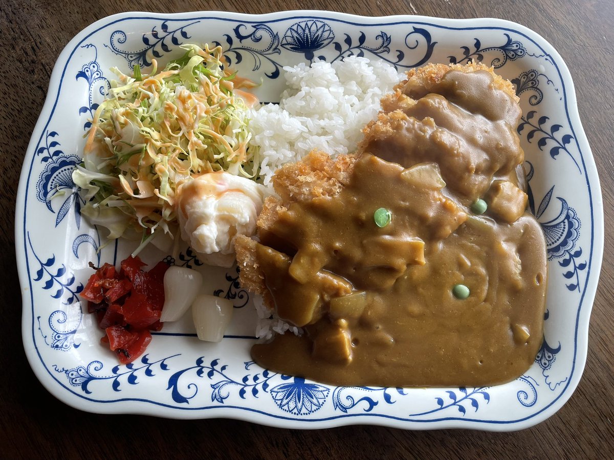 ファミリーレストラン若鶴 tweet media