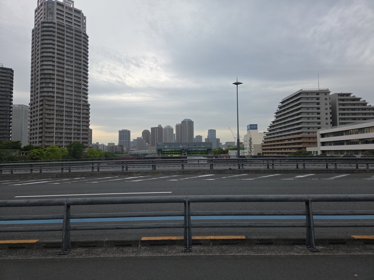 亜希 tweet media