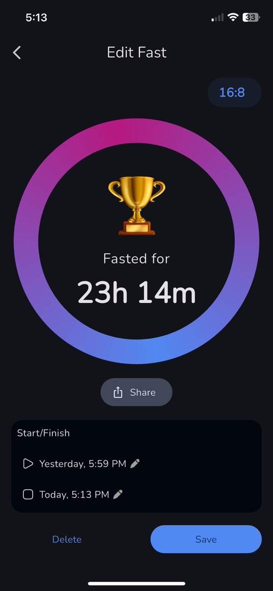 glittercupcak's tweet image. Today’s #omad / #eats !!

I’m not even fully done eating and I’m posting this.. eating an entire pint of ice cream made me feel sick and full, who would’ve guessed ?!

530cal, 18g protein, 18g fiber

It’s good I’ll try more halo top flavors but I wouldn’t have this one again