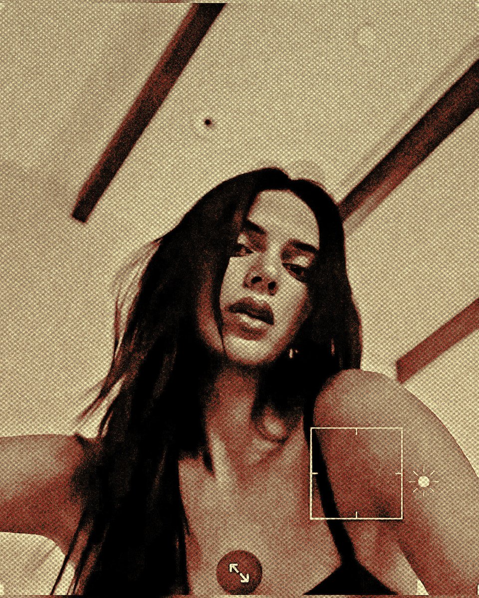 ᵗʰᵉ 𝓢p𝑜𝑖𝑙𝑒d 𝑜n𝑒 tweet media