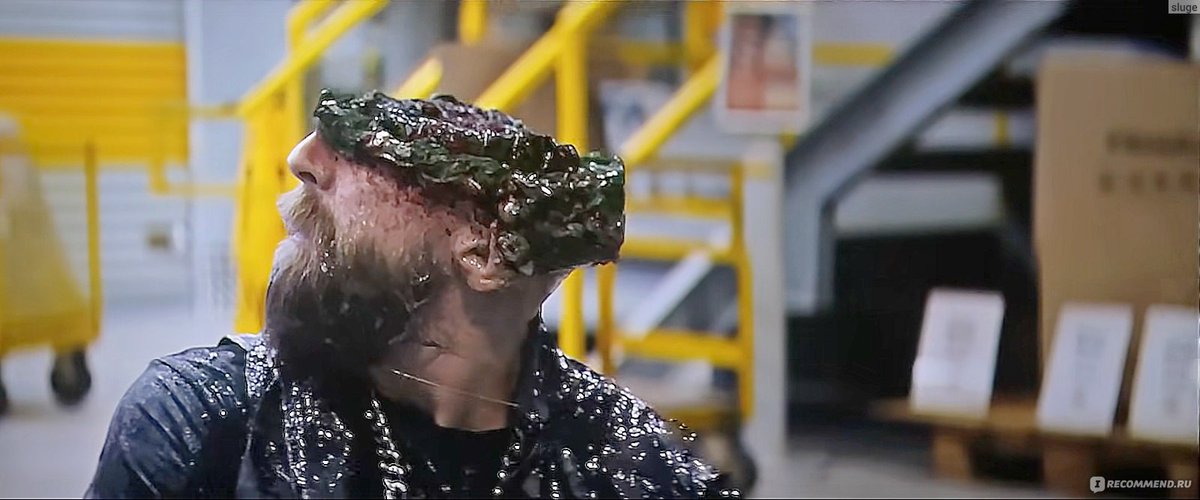 horrorlosers's tweet image. Los infectados de #ColdStorage podrían ser primos de los de THE LAST OF US, por su origen fúngico, entrando en una tradición que aparece en MATANGO (1963) y puede rastrearse en escenas de variantes del subgénero como el episodio SPORES (2014) de la serie THE HAUNTING HOUR o