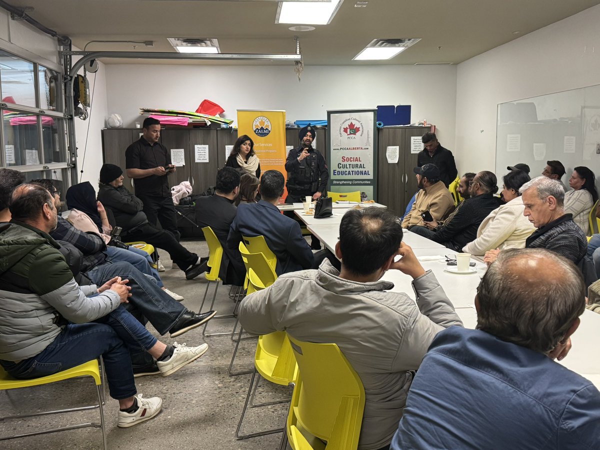 cjayanta's tweet photo. Grateful to the Calgary Pakistani community, Co-Chair Humaira Falak, PCCA & @CanadianZalmi Society for hosting a powerful community hall. An open, safe space for dialogue—strengthening trust and building bridges between community and South Asian Police Advisory Board @CalgaryPolice @DCAsifRashid @CPS_Chief #StrongerTogether