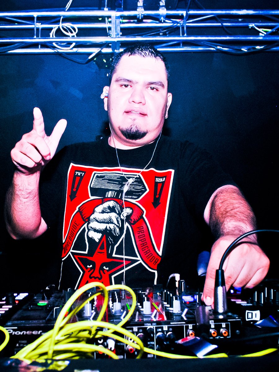 djjosespinnin's tweet image. Tonight’s mood: lasers, memories, vinyl and TRANCE.
Classics on Vinyl is live now.
👉 twitch.tv/josespinnincor…
#trancefamily #twitchdjs #realdjing #vinyldj