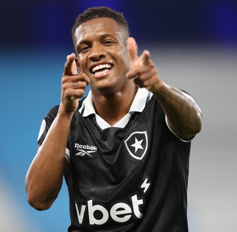 Vou sentir saudades de você, tão quanto do Igor Jesus e Luiz Henrique. 

Obrigado por esta conosco em um momento tão difícil e não ter abandonado o barco. 

Voa, Danilo!