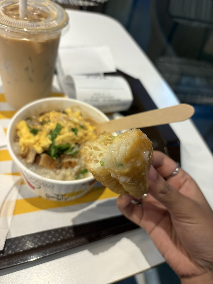 mango 🌰 tweet media