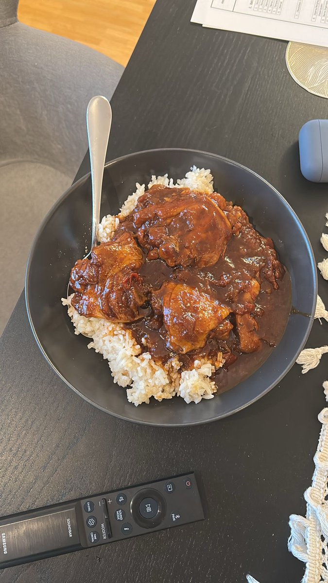 pvrpleramen's tweet photo. my husband surprised me with cooking my favorite meal based on the recipe that mama gave him, because mama couldn’t make it when she was here🤩🥰 https://t.co/098OrJXuuz