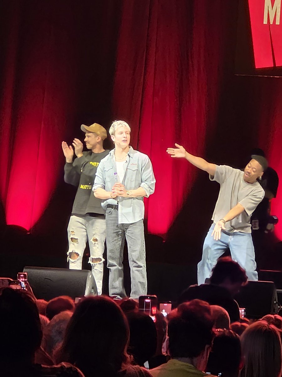 Gingy89's tweet photo. @mattrife had the best time in Glasgow again... #mattrifestaygoldentour at the #glasgowovo please come back again come to #inverness #mattrife #glasgow https://t.co/Dpm5DooXmM