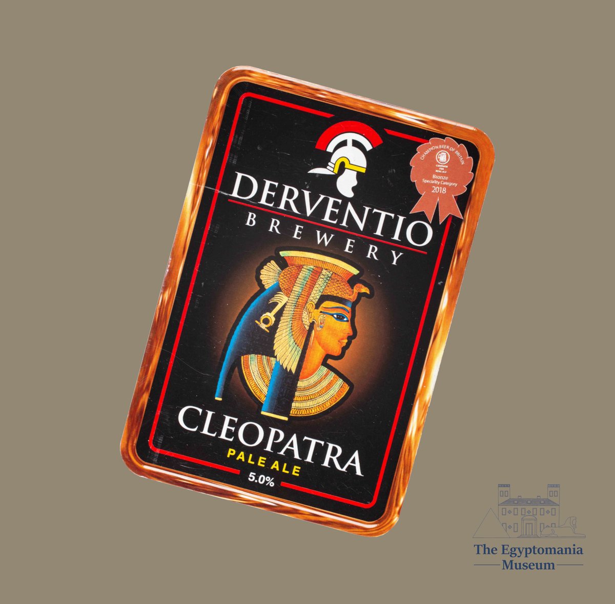 EgyptomaniaMuse's tweet image. Day 115 of #photoaday 

The pump clip from a British small- brewed pale ale named after the famous Cleopatra.

Now on display in Barnsley Museum as part of “Cleopatra and the Queens of Egypt”

#365days #365daychallenge #365photodaychallenge