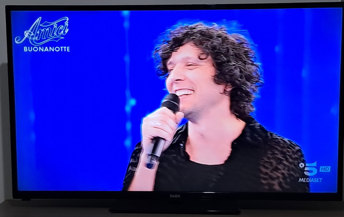 DanyelaCarboni's tweet photo. #Stellastellina che meraviglia più l'ascolto e più è bella con un grandissimo significato❤️
Grazie Ermal 🌟
#Ermalameta #Amici2026 https://t.co/V8QThdqttf
