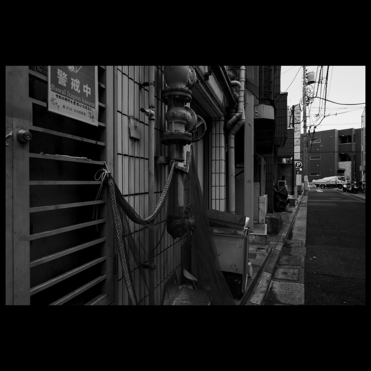 mochaca_peace's tweet image. drop note.

#streetphotography
#monochrome