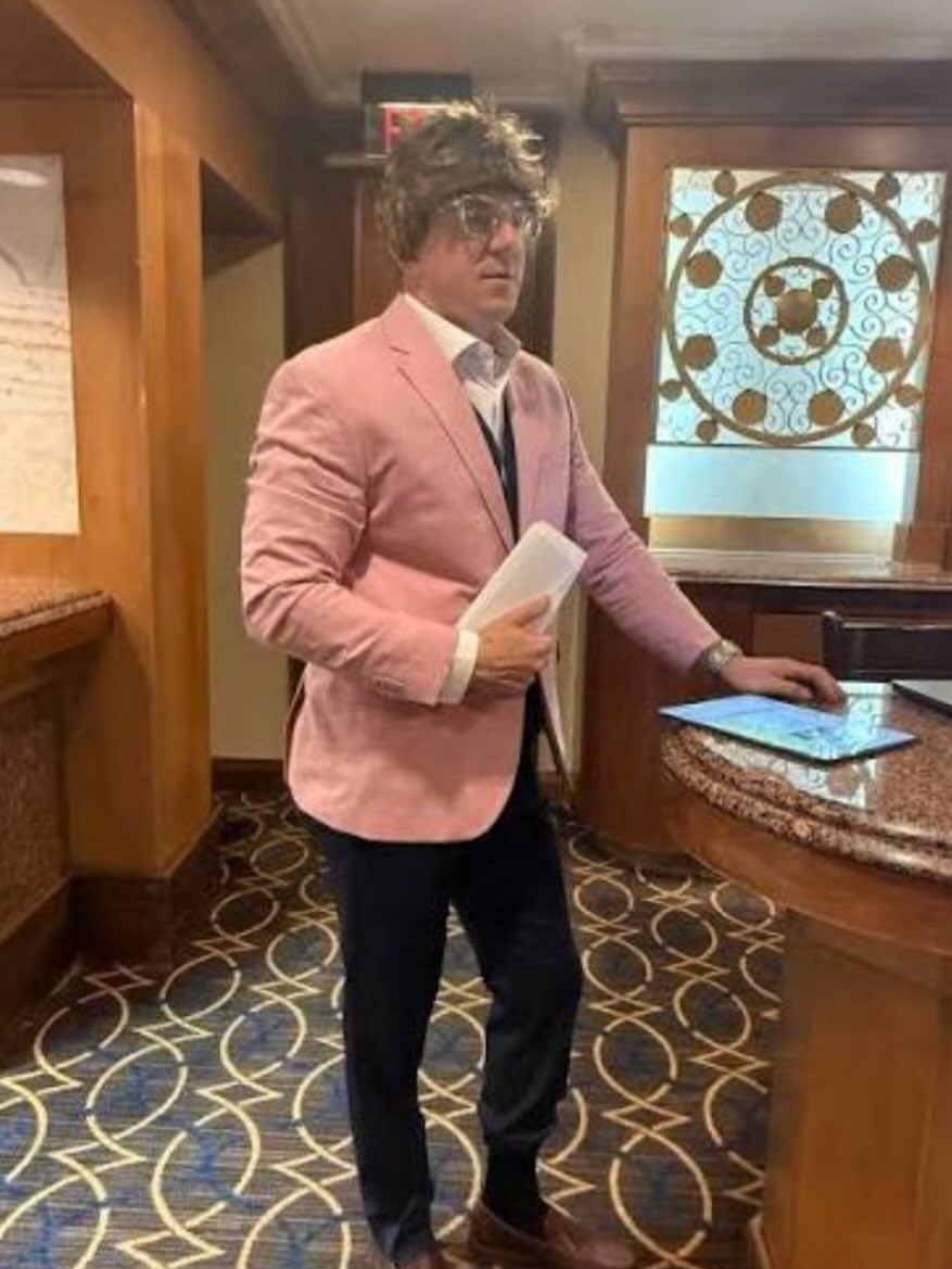 Salty Cracker tweet media