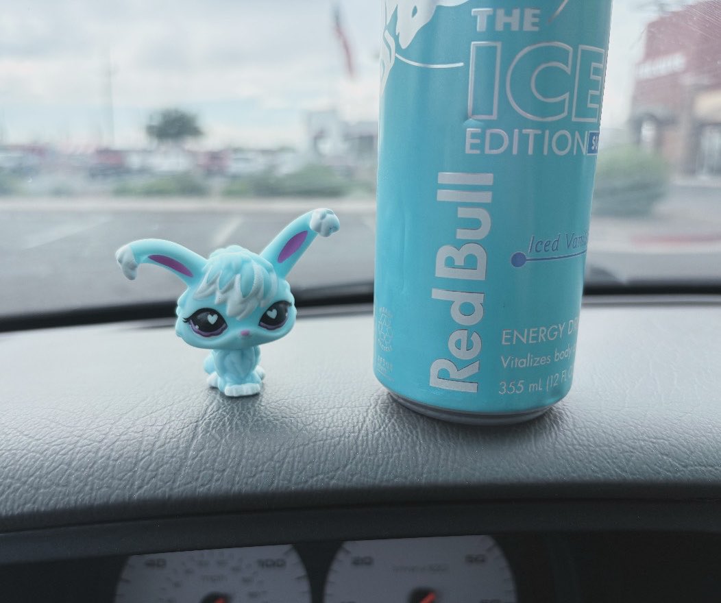 lucy•.* tweet media