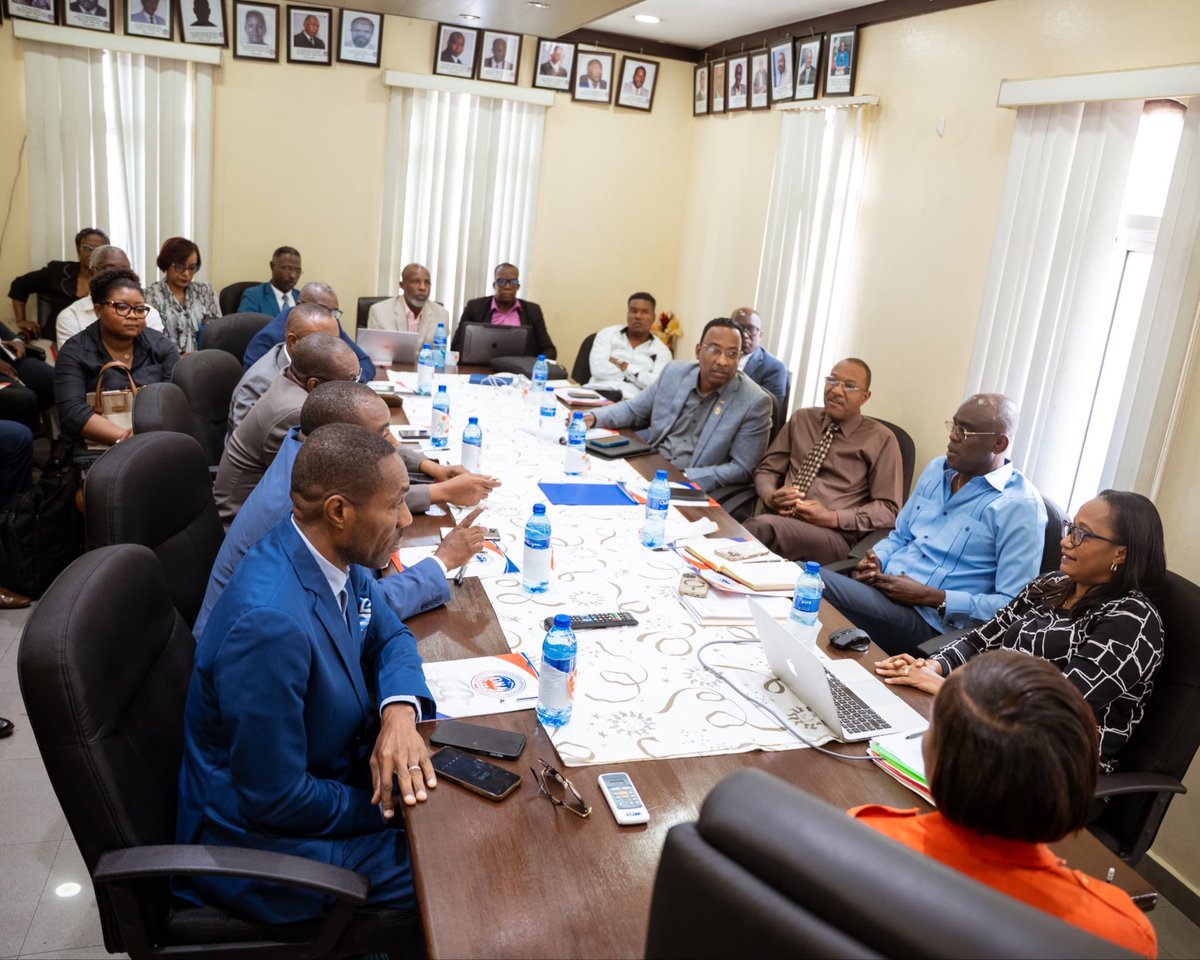 Francois Lovely tweet media