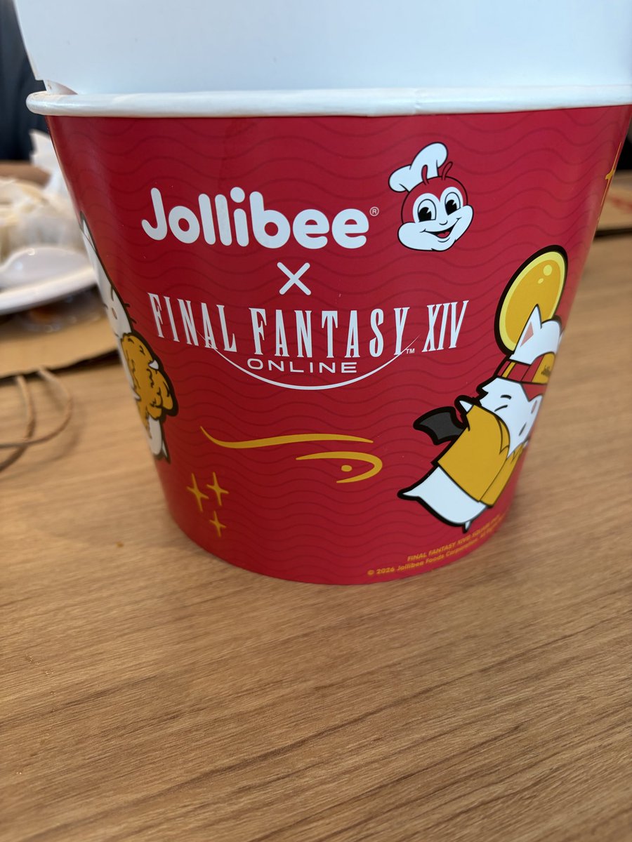 ashtralverse's tweet photo. My Jollibee was out of EVERYTHING 🥺 but I still get chimken, emote, and cute stickers https://t.co/nIvgmtT1TM