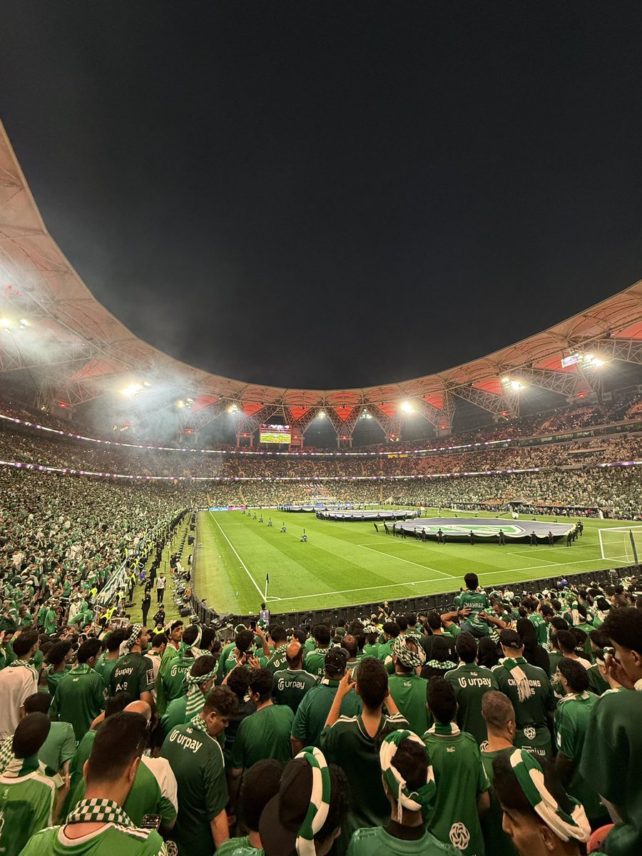 kill_i7's tweet photo. ٢٥ ابريل، اجمل ليالي عمري💚🎶 https://t.co/ny3HcreJdK