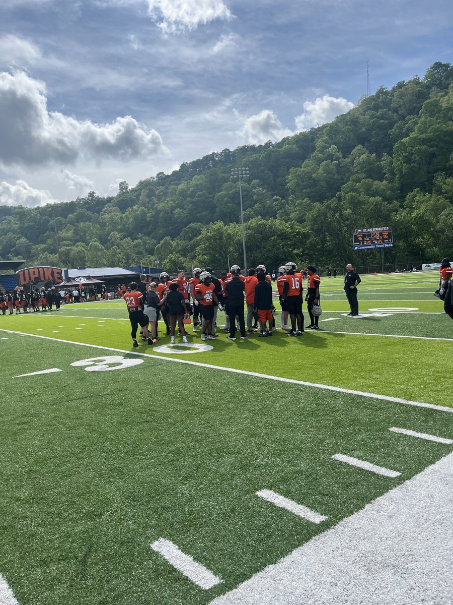 bryor_johnson's tweet photo. First Ever Spring-Football Visit at UPIKE. 🐻BEAR DOWN🐻 https://t.co/2BIUri5atc