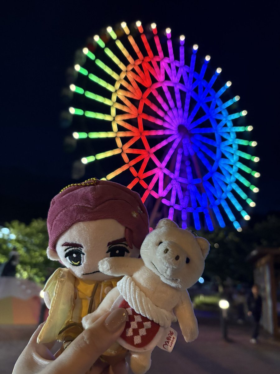 taboo_0_0_'s tweet photo. Travis Japan エコパアリーナ公演に行ってきました
閑也くんがどんどんカッコ良くなってる💛と友だちが言ってくれてうれしかったです
夜は疲れているのにエフヨシ配信してくれて本当にありがとうございました
めでたく閑也くんの弟子になれたので、これからも精進します😤 https://t.co/7qzVRkxPQS