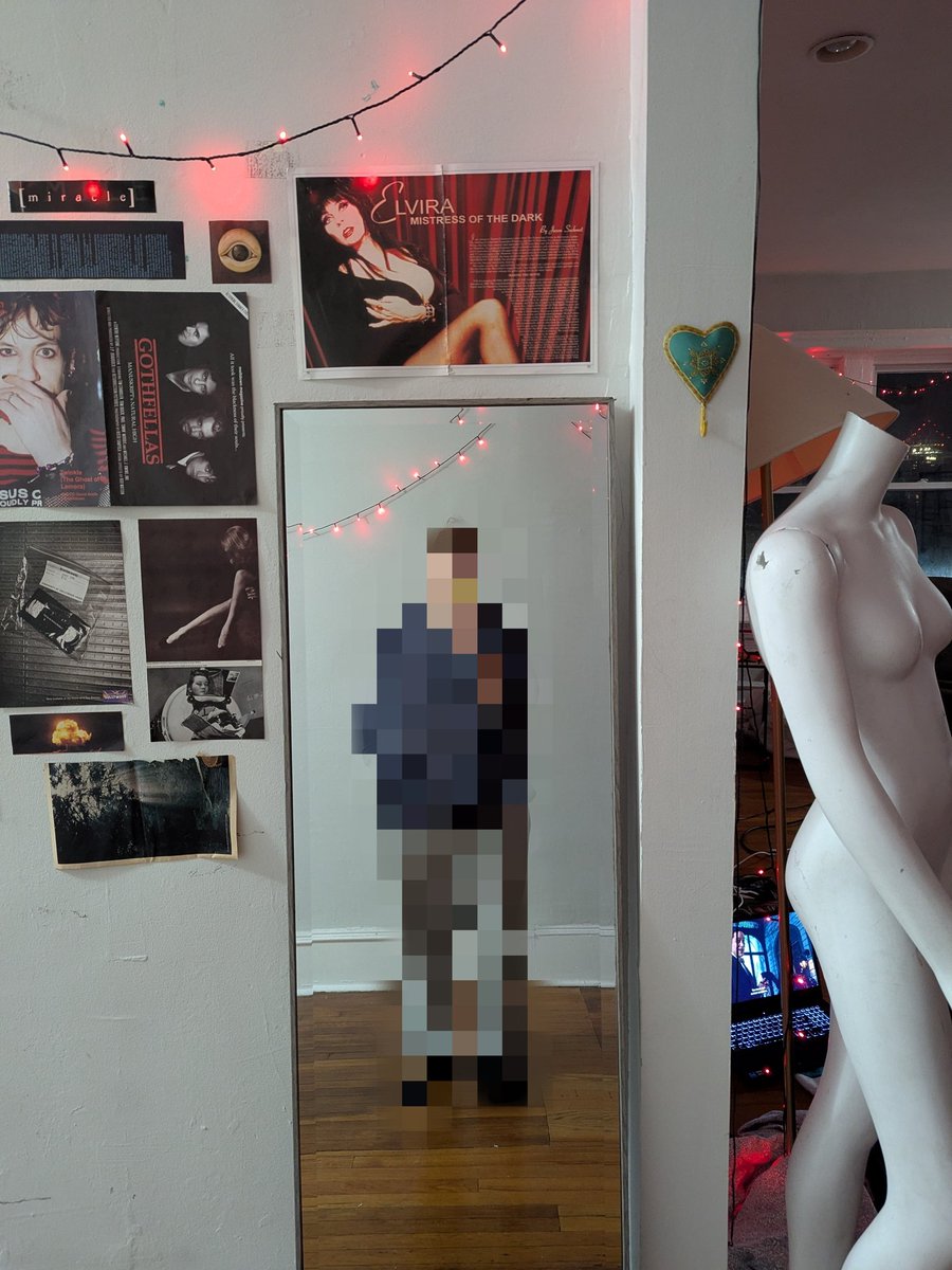 Evil Girl Online tweet media