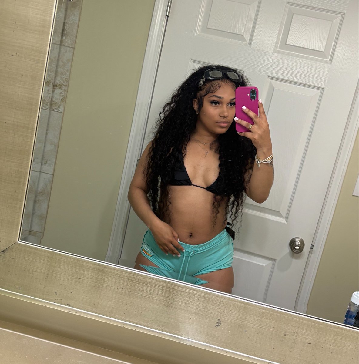 darealgottigirl tweet media