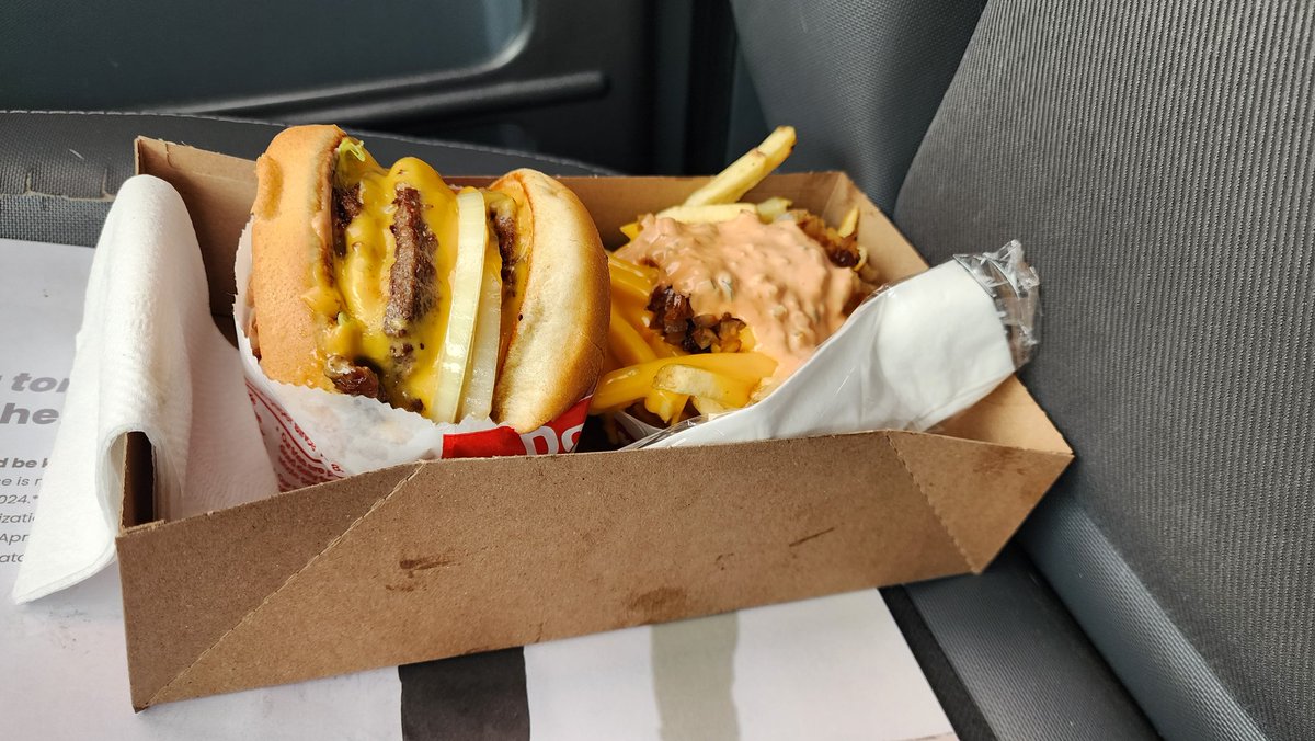 realFRG's tweet image. IYKYK #dub