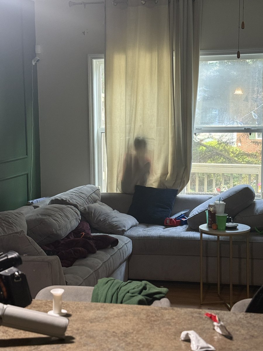 DeanteVH's tweet photo. About 20 minutes ago I told my son I was disappointed in something he did today. This is him currently. Why God 🤦🏾‍♂️😭 https://t.co/tkc9WWCHTE