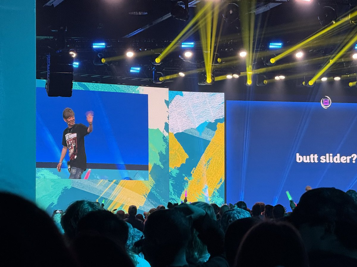 anemone ♡ @ FANFEST NA!! tweet media