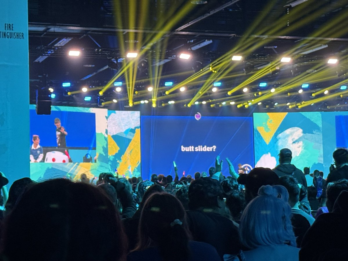 anemone ♡ @ FANFEST NA!! tweet media